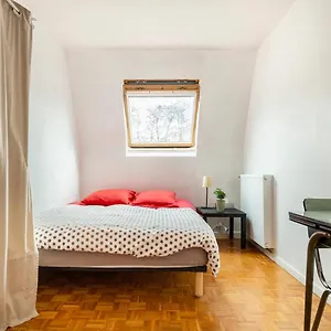Séjour chez l'habitant Chbre 2p + Navette Cdg, Aulnay-sous-Bois