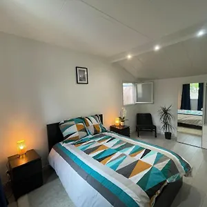 Hébergement de vacances Maison Paisible, Elegante Cdg Jo, Aulnay-sous-Bois